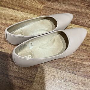 SO Women's Light Pink Flats